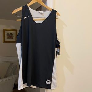 Brand new Nike Basketball top